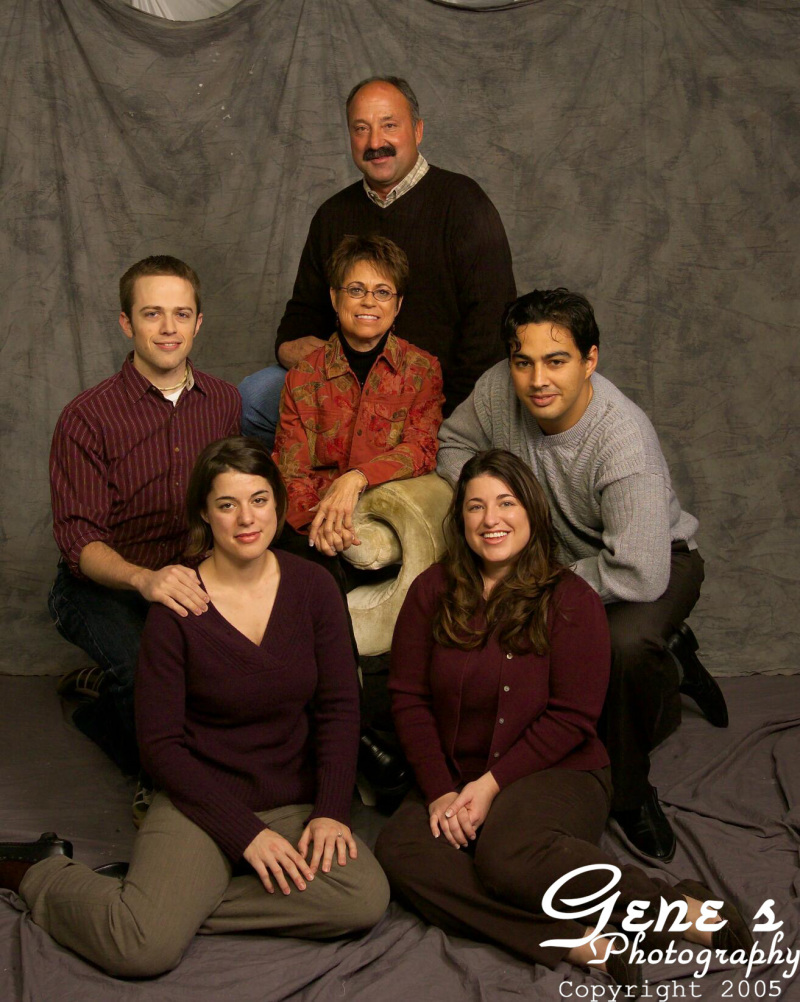 2005/11(November)/Family-Photos/800x600_videoproofs-92.jpg
