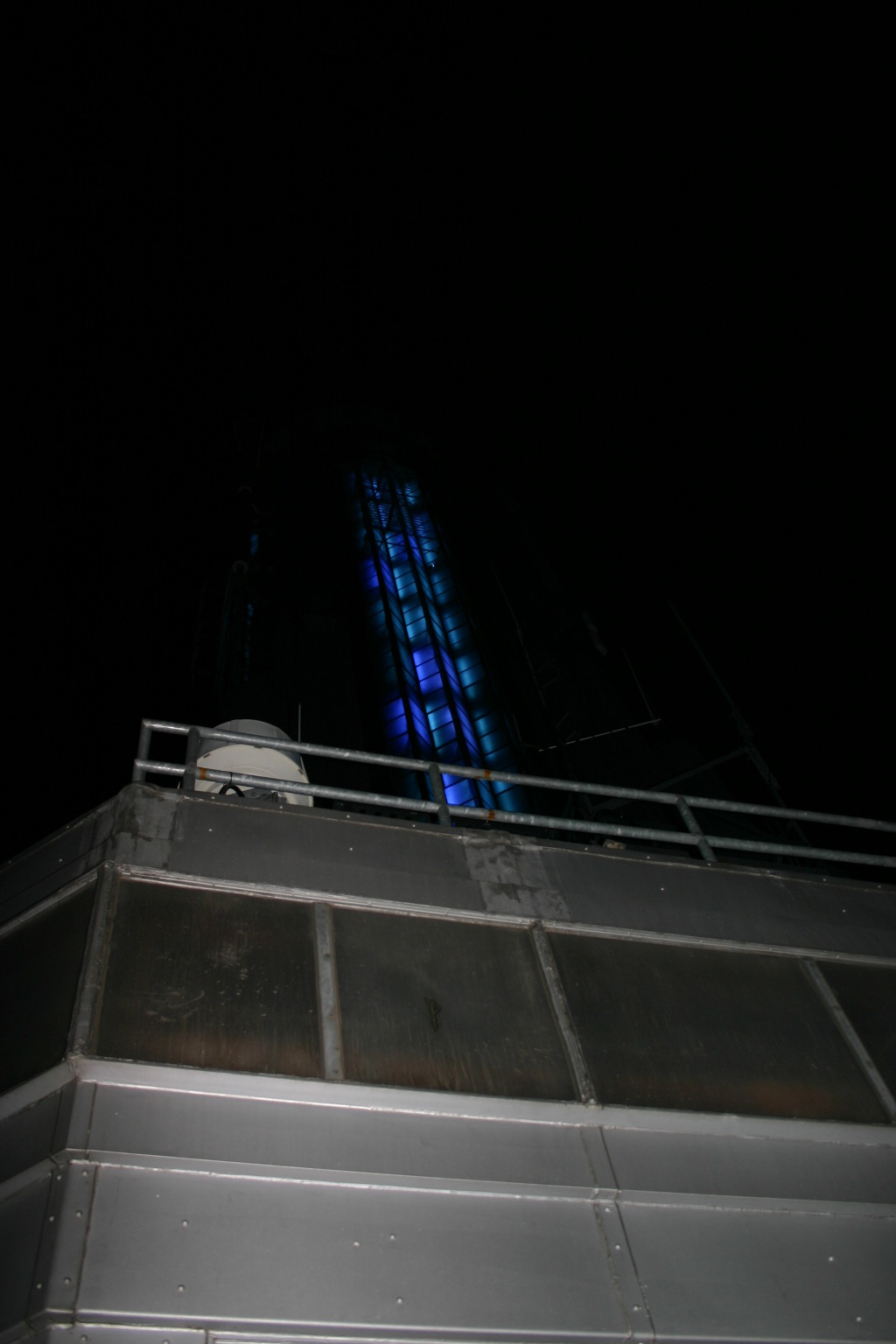 2005/11(November)/NewYorkCity/1024x768_2005-11-06-New-York-07-Empire-State-Building.JPG