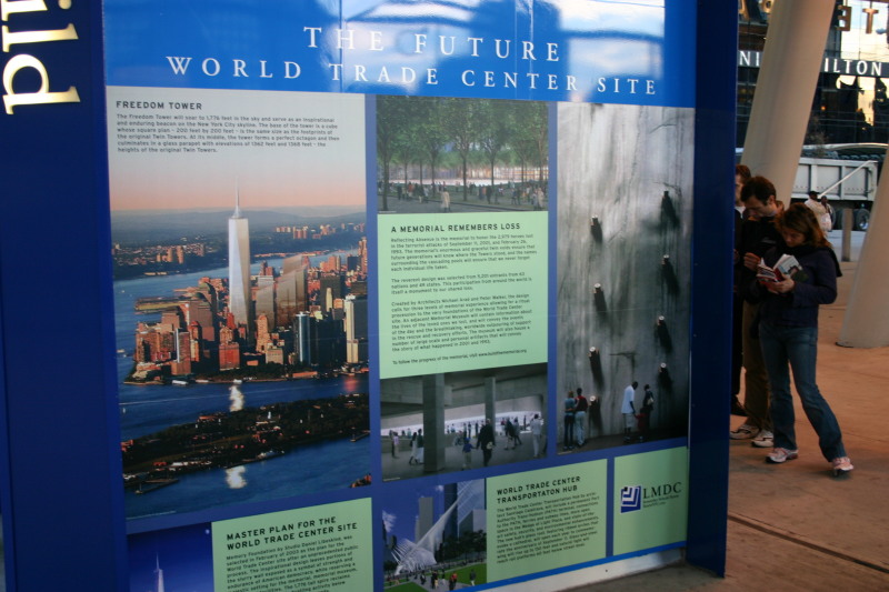 2005/11(November)/NewYorkCity/800x600_2005-11-07-New-York-01-World-Trade-Center-site.JPG