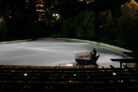 2005-11-07-New-York-48-Central-park-ice-rink.JPG