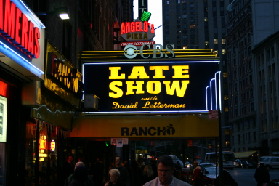 2005-11-09-New-York-01-Times-Square-David-Letterman-Travis.JPG