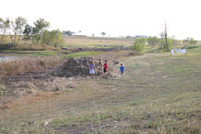 2005/11(November)/Pflugerville-Land/640x480_2005-11-13-Pflugerville-Land-29-Dax-Chance-Kalyani.JPG