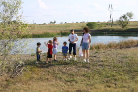 2005-11-13-Pflugerville-Land-32-Dax-Chance-Kalyani-Suchin-Suzi-Kavita.JPG