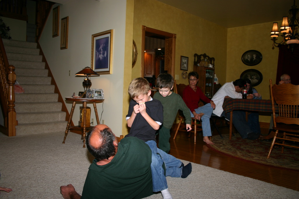2005/11(November)/SouthDakota/Day1/1024x768_2005-11-03-South-Dakota-79-John-Chance-Dax.JPG