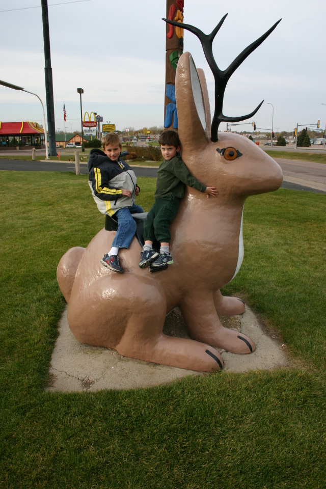 2005-11-03-South-Dakota-04-Dax-Chance-Jackalope.JPG