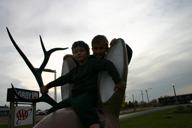 2005-11-03-South-Dakota-14-Dax-Chance-Jackalope.JPG