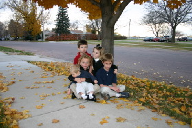 2005-11-05-South-Dakota-71-Family-photo-Chance-Dax-Vale-Kyla-Ian.JPG