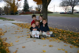 2005-11-05-South-Dakota-72-Family-photo-Chance-Dax-Vale-Kyla-Ian.JPG