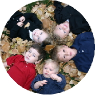 2005-11-05-South-Dakota-96-Family-photo-Chance-Dax-Vale-Kyla-Ian-leaves.JPG