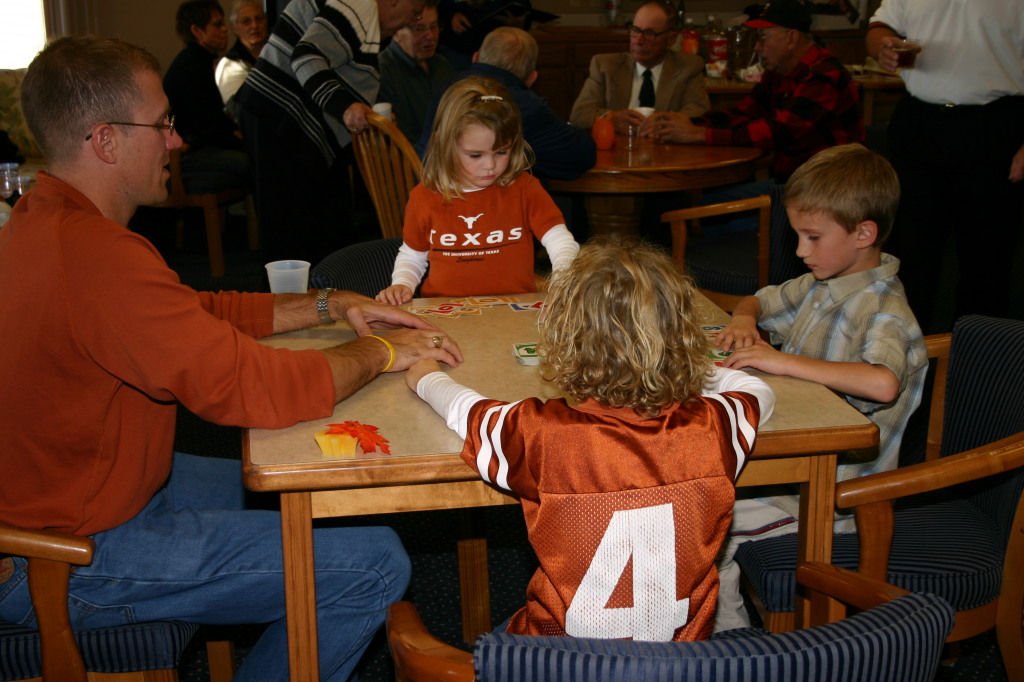 2005/11(November)/SouthDakota/Day3-Melvins-90th-bday/1024x768_2005-11-05-Melvin-90th-bday-069.JPG
