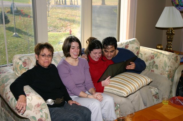 2005-11-05-Melvin-90th-bday-104-Pat-Lindsay-Sarah-Moe.JPG