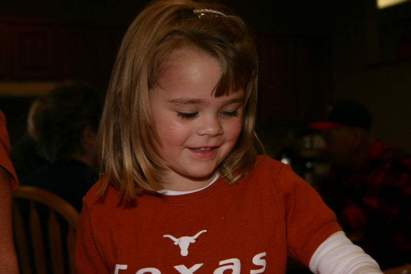 2005-11-05-Melvin-90th-bday-061-Kyla.JPG