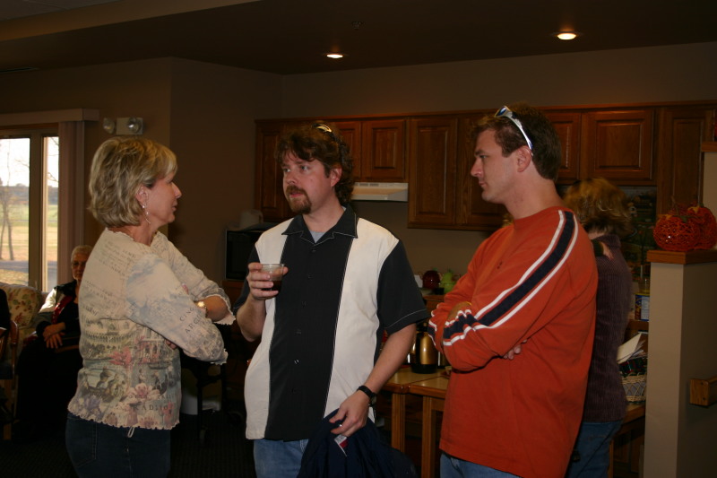2005-11-05-Melvin-90th-bday-072-Janeen-Jason-Justin.JPG