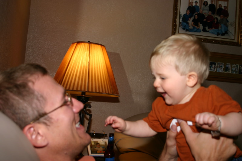 2005/11(November)/Thanksgiving/800x600_2005-11-25-Thanksgiving-26-Ian-Travis.JPG