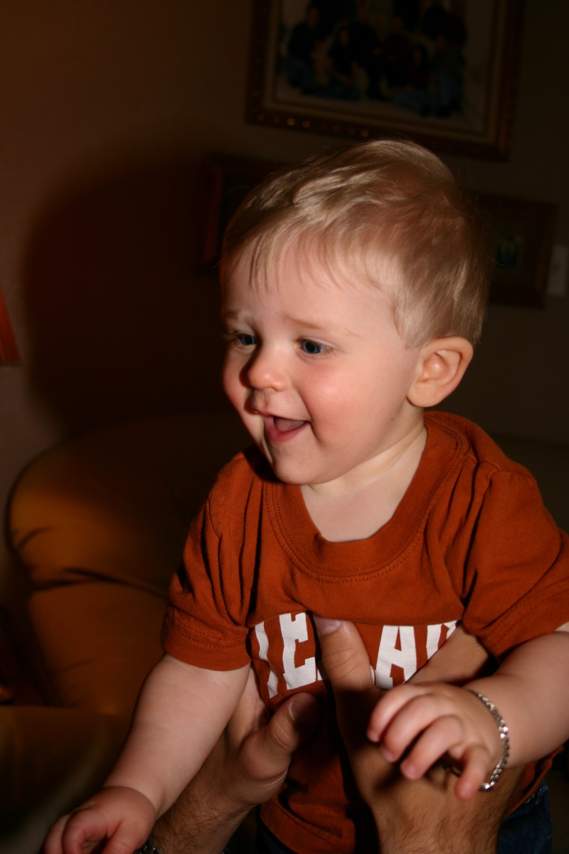 2005/11(November)/Thanksgiving/800x600_2005-11-25-Thanksgiving-30-Ian.JPG