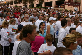 2005-11-24-Turkey-Trot-41-Crowd.JPG
