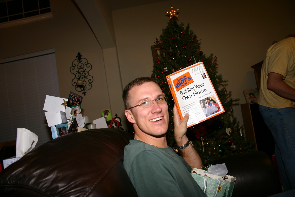 2005/12(December)/Christmas-Eve/1024x768_2005-12-24-Christmas-Eve-68-Travis.JPG
