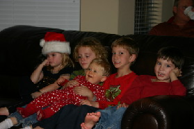 2005-12-24-Christmas-Eve-13-Kyla-Dax-Vale-Ian-Chance.JPG