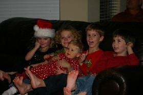 2005-12-24-Christmas-Eve-14-Kyla-Dax-Vale-Ian-Chance.JPG