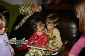 2005-12-24-Christmas-Eve-18-Kyla-Dax-Ian-Chance.JPG