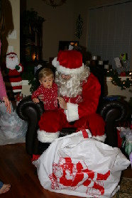 2005-12-24-Christmas-Eve-27-Santa-Ian.JPG