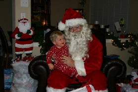 2005-12-24-Christmas-Eve-31-Santa-Ian.JPG