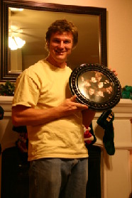 2005-12-24-Christmas-Eve-75-Justin-picture-n-frame.JPG