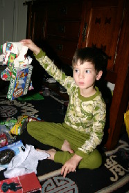 2005-12-25-Christmas-07-Stockings-Dax.JPG