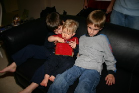 2005-12-25-Christmas-53-Joshs-house-Dax-Ian-Chance.JPG