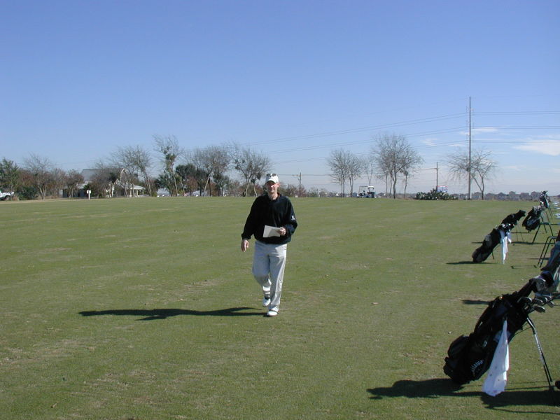 2005/12(December)/Motive-Golf-Tournament/800x600_2005-12-10-Motive-Golf-Tournament-07.JPG