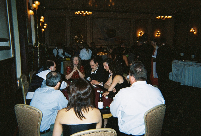 2005-12-02-Motive-Xmas-Party-31-Suzi-gambling.jpg