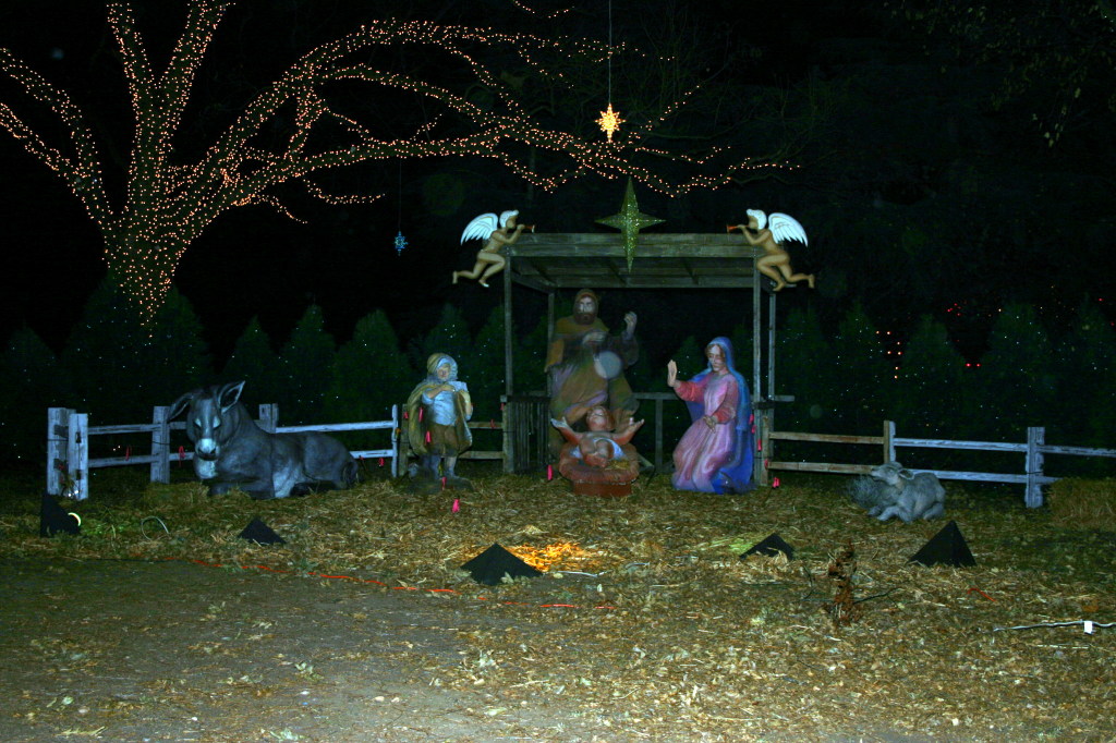 2005-12-22-Trail-of-Lights-27.JPG