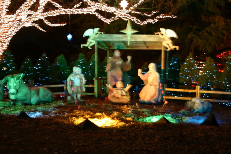 2005/12(December)/Trail-of-Lights/800x600_2005-12-22-Trail-of-Lights-28.JPG