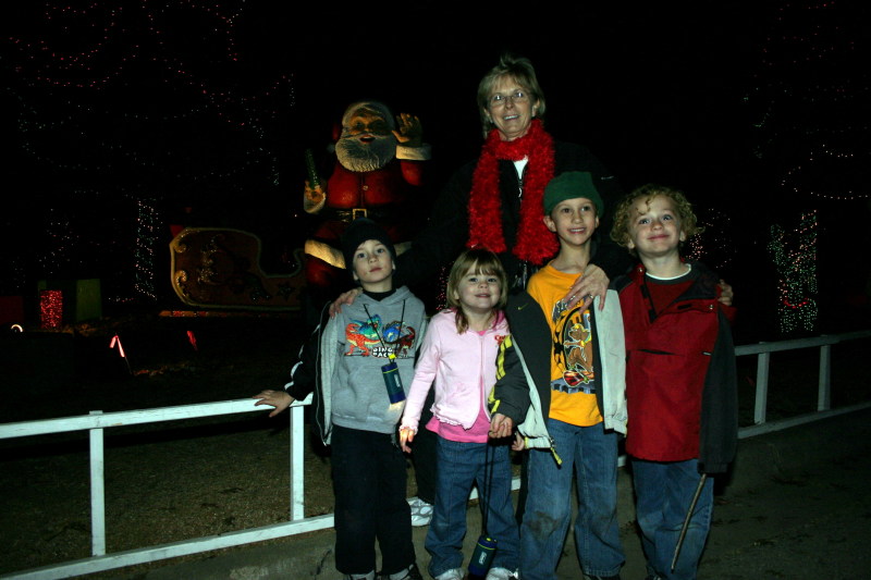 2005-12-22-Trail-of-Lights-66.JPG