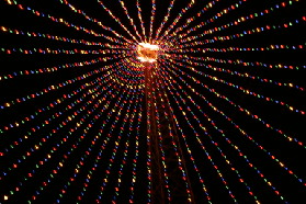 2005-12-22-Trail-of-Lights-07.JPG