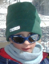 2005-03-16-Ruidoso-skiing-20-Dax-Chance-gondola.JPG