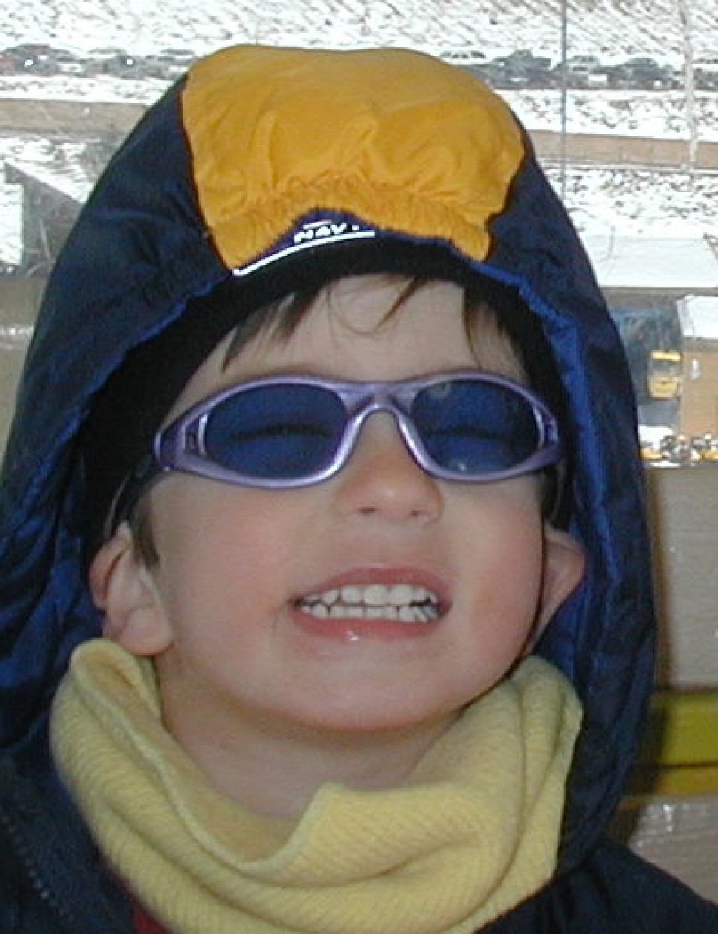 2005/Dax/1024x768_2005-03-16-Ruidoso-skiing-21-Dax-Chance-gondola.JPG