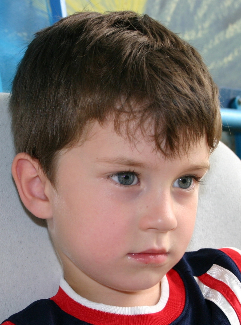 2005-05-12-Chance-Swim-show-14-Dax-waiting.JPG