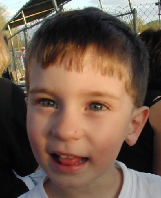 2005-03-24-Chance-Tball-04-Dax.JPG