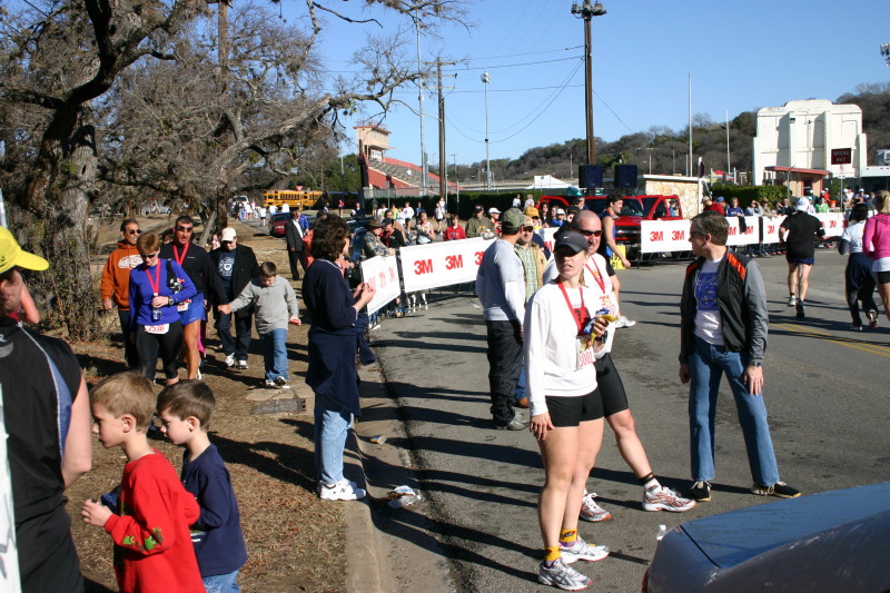 2006/01(January)/3M-half-marathon/800x600_2006-01-29-3M-half-marathon-25-Suzi-Chance-Dax.JPG