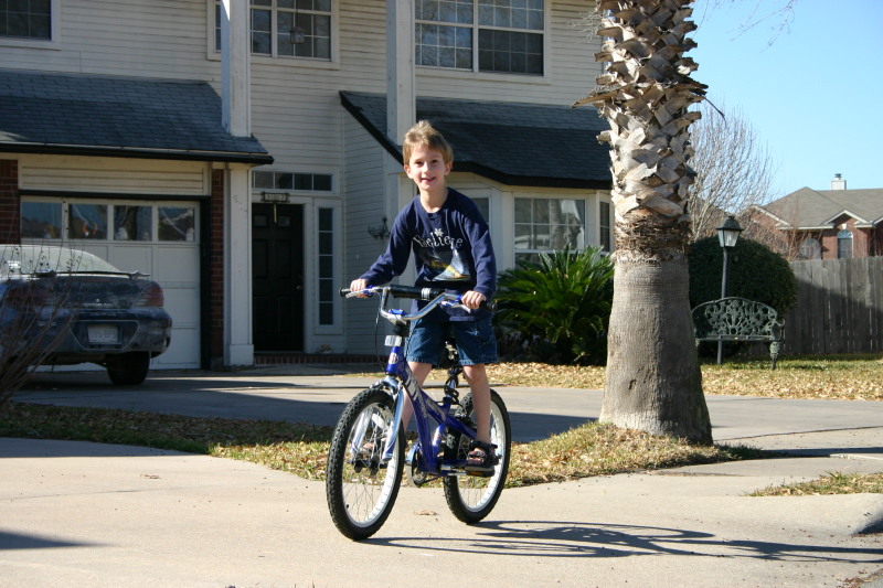 2006/01(January)/Biking/800x600_2006-01-03-Biking-09-Chance.JPG