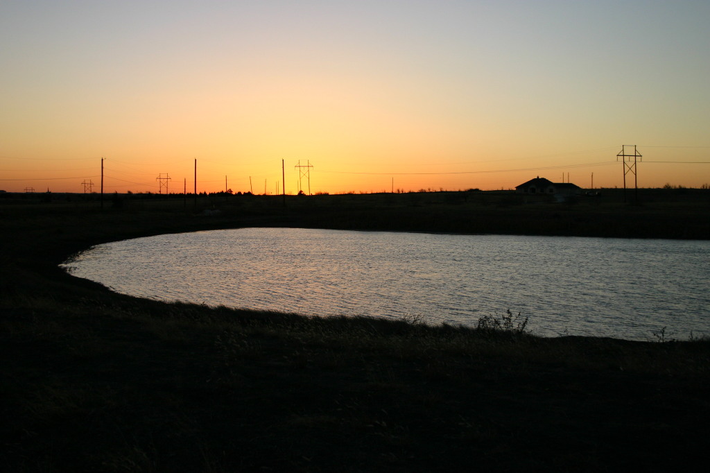 2006/01(January)/Camping-Pflugerville-Land/2006-01-08-Camping-Pflugerville-Land-01-lake-sunrise.JPG