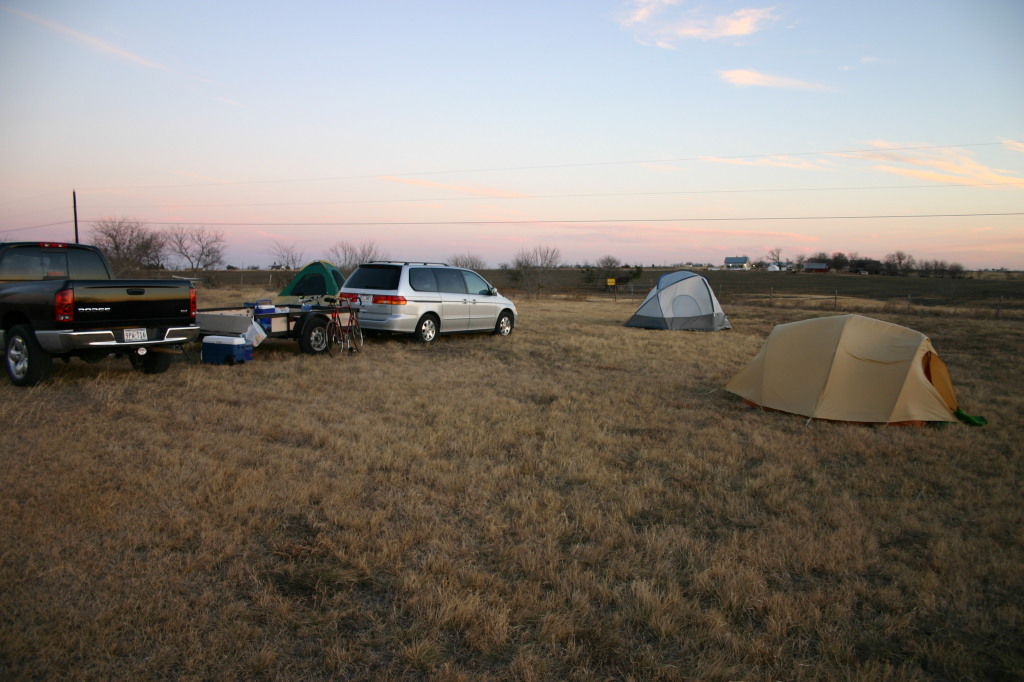 2006/01(January)/Camping-Pflugerville-Land/1024x768_2006-01-08-Camping-Pflugerville-Land-03.JPG