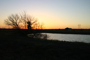 2006-01-08-Camping-Pflugerville-Land-08-lake-sunrise.JPG