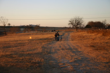 2006-01-08-Camping-Pflugerville-Land-14-Dax-Chance.JPG