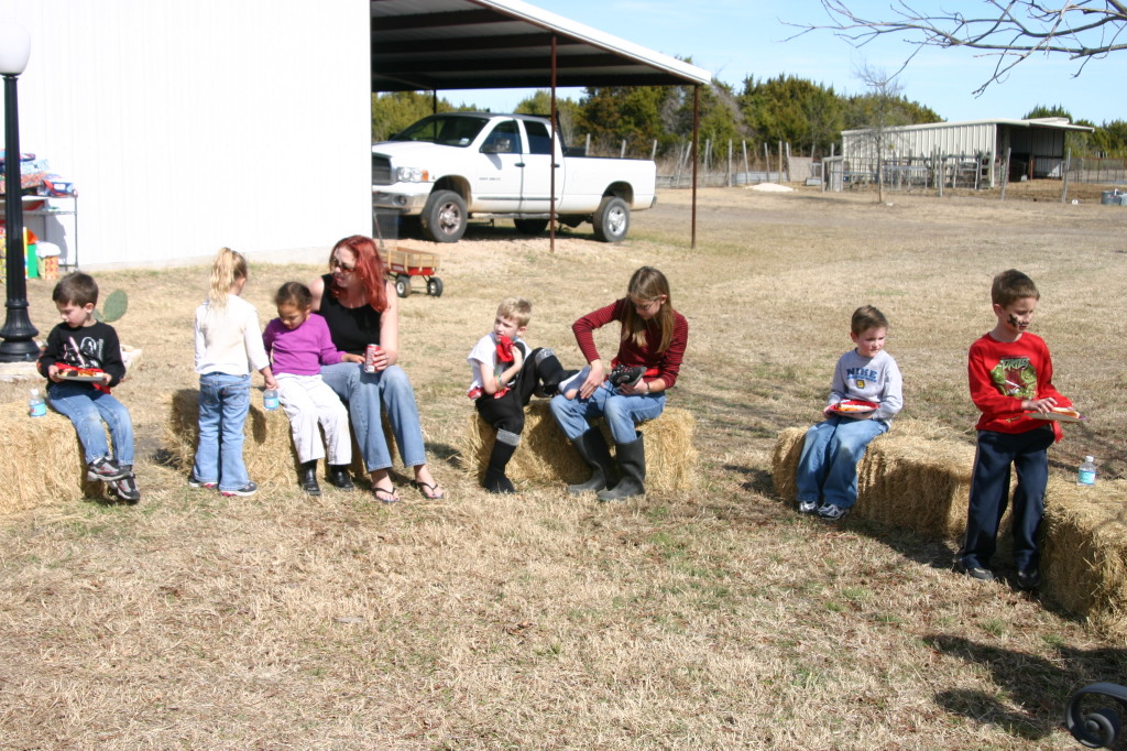 2006/02(February)/Colton-Bday/1024x768_2006-02-04-Colton-bday-042-Briana-Chance-Dax.JPG