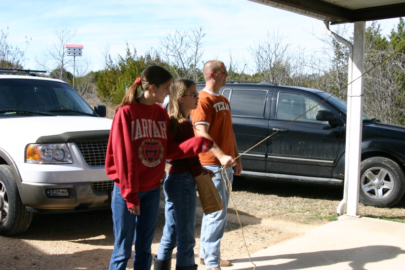 2006-02-04-Colton-bday-089-pinata-Courtney-Briana-Mike.JPG