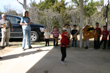 2006-02-04-Colton-bday-094-pinata-Carla.JPG