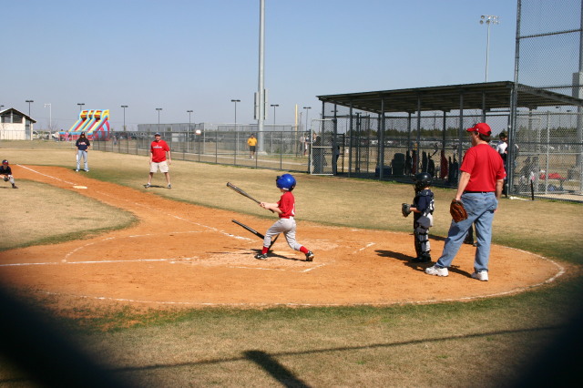 2006-02-26-Tball-30-First-game-Cardinals-Matthew.JPG