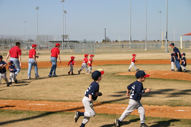 2006-02-26-Tball-53-First-game-Cardinals.JPG